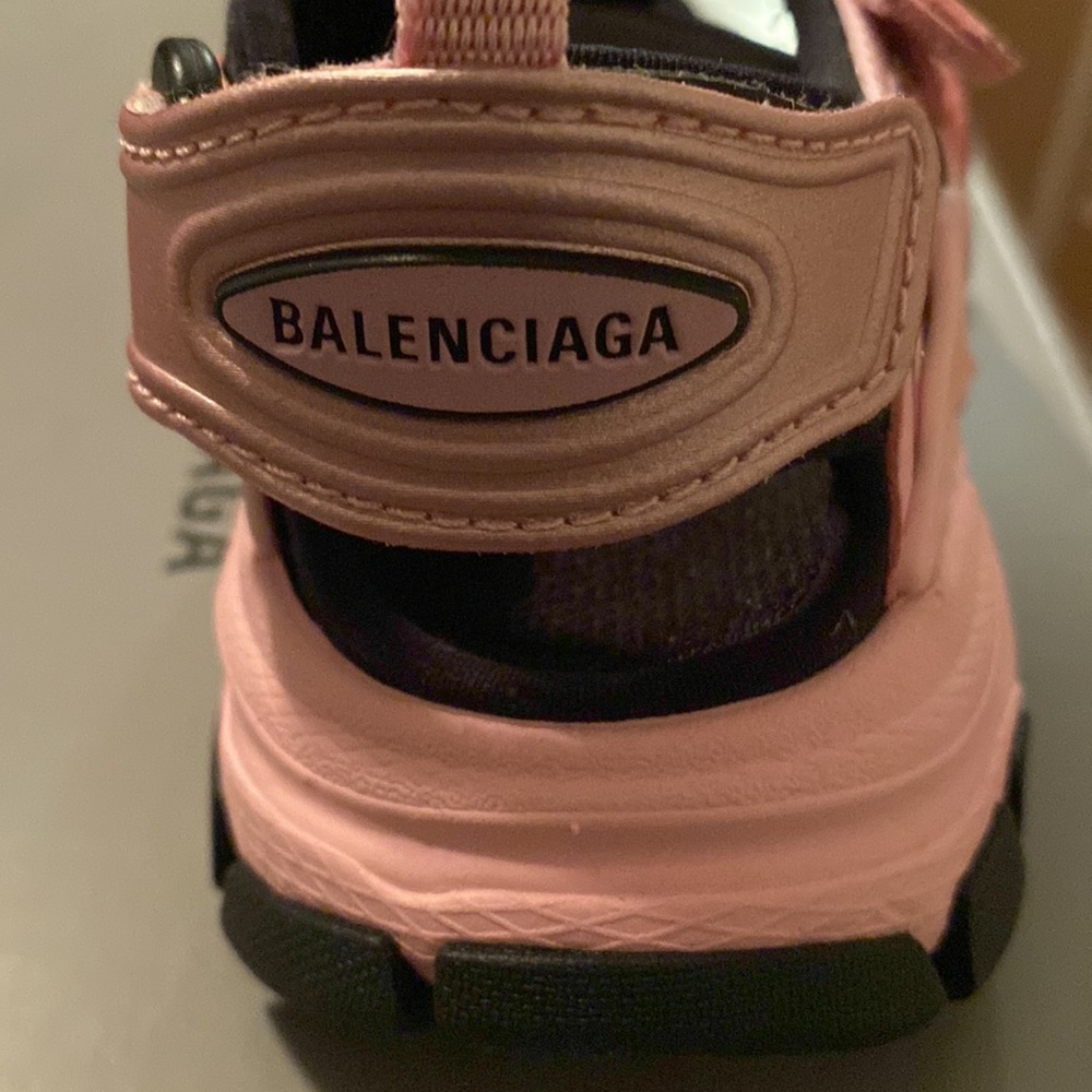 Balenciaga kids sandals - Never worn- Authentic - Picture 5 of 14